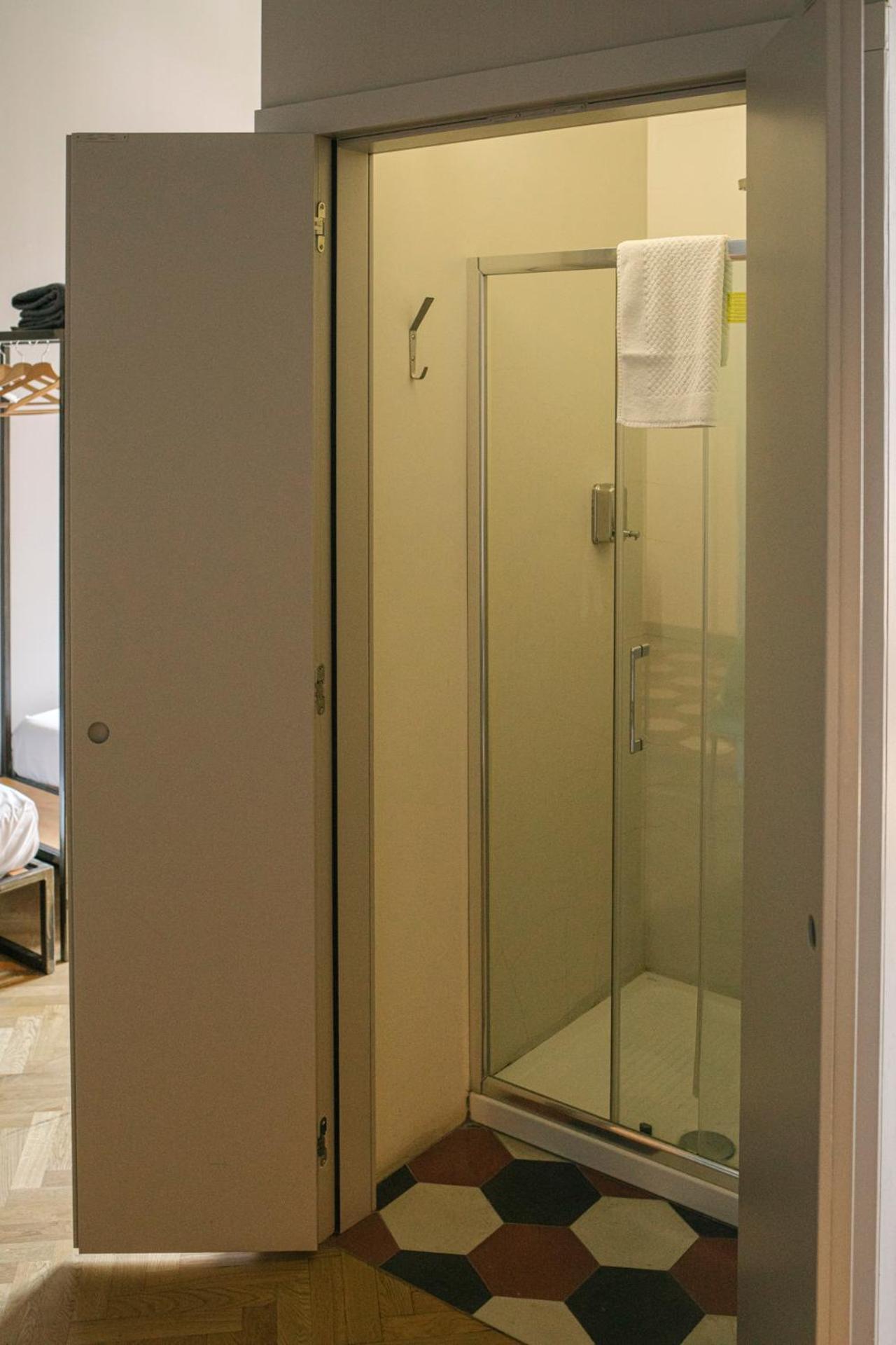 Casabase Hostel Milano Ngoại thất bức ảnh